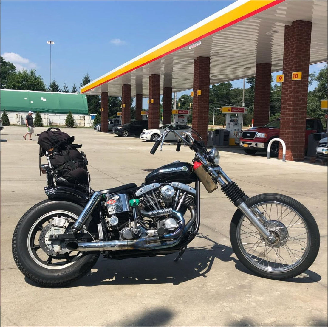 The Sewerglide - 1975 Harley-Davidson FX Shovelhead